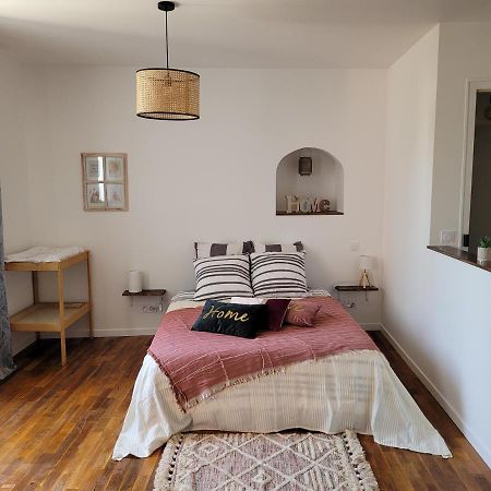Le Moulin De Cutesson O Dela Du M Bed & Breakfast Villenauxe Ngoại thất bức ảnh