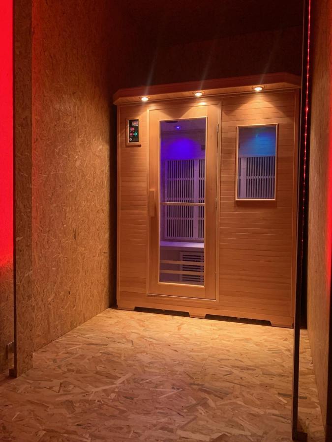 Le Moulin De Cutesson O Dela Du M Bed & Breakfast Villenauxe Ngoại thất bức ảnh